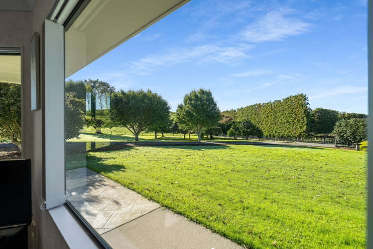 24 Julian Road Onemana_12
