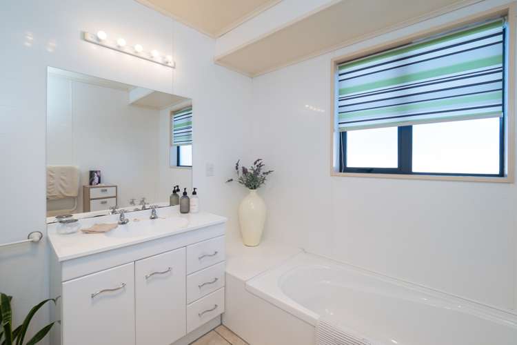 806 East Street Netherby_10