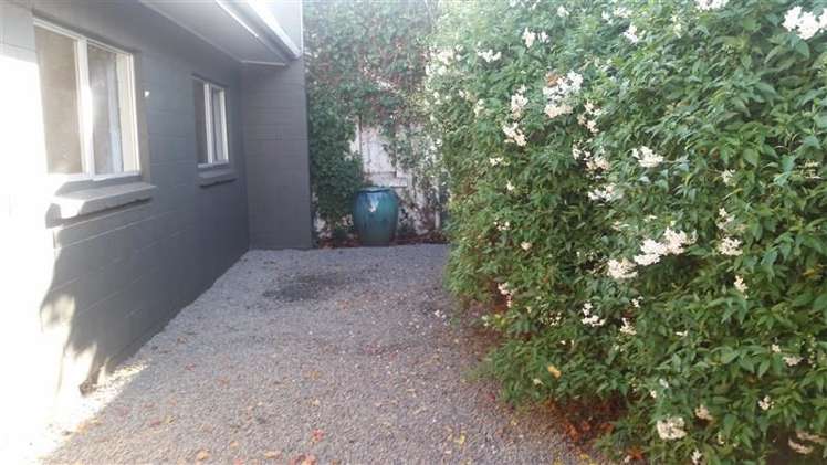 15 Park Road Carterton_8