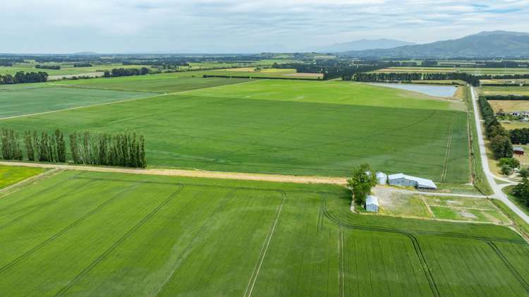 190 Bennetts Road Cust_9