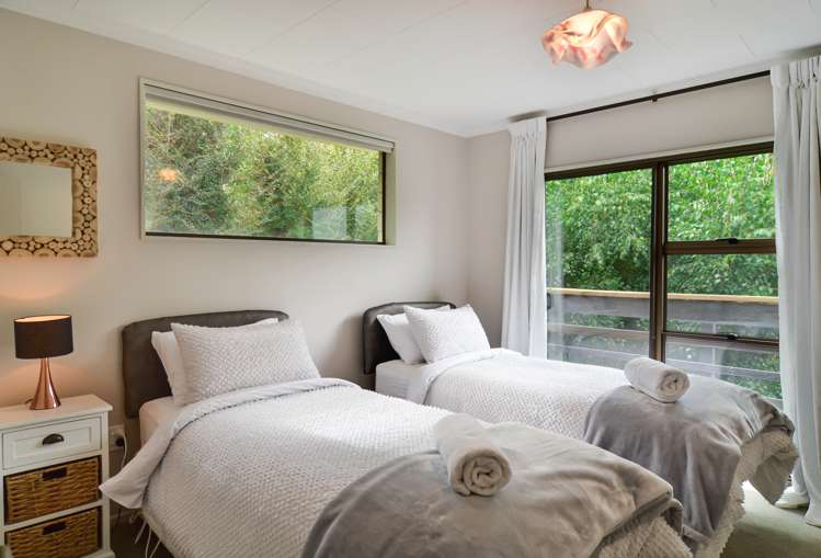 224 Fernhill Road Fernhill/Sunshine Bay_10