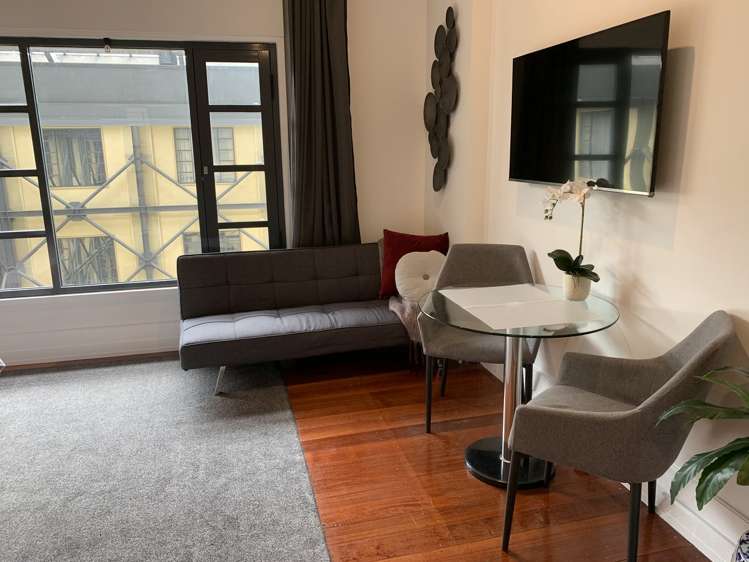 35 Hobson Street Thorndon_3