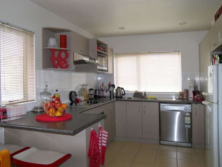 42 Keri Vista Rise Papakura_3