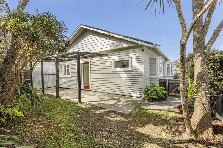209A Clyde Street Island Bay_13