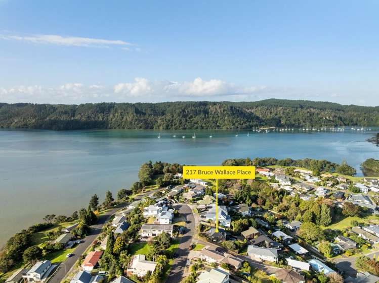 127 Bruce Wallace Place Whangamata_24