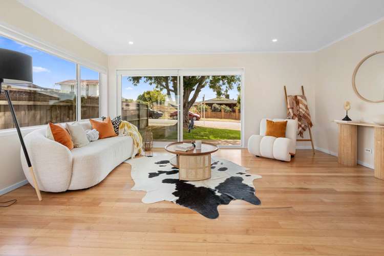 50 Sorrel Crescent Bucklands Beach_1