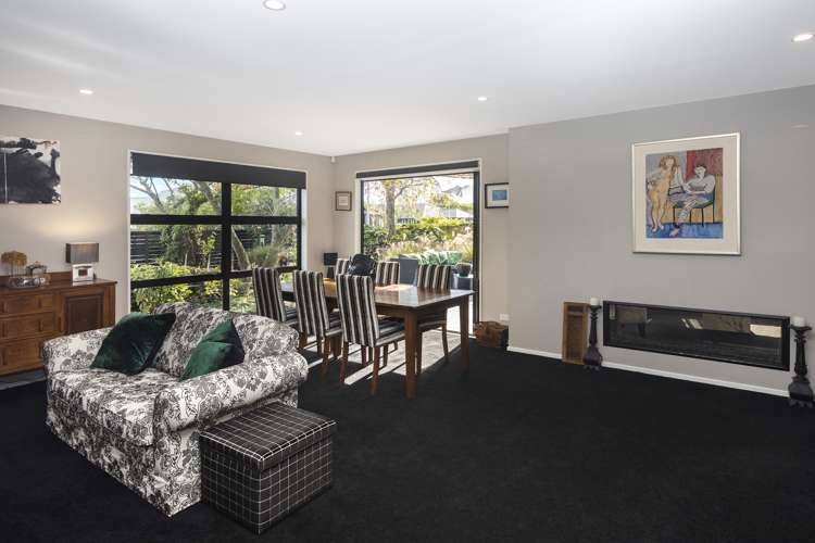 2 Country Place Burwood_13