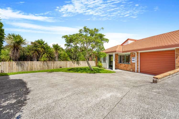 2/52 Donald Street Stanmore Bay_18