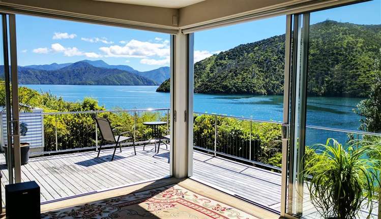 417 Port Underwood Road Whatamango Bay_6