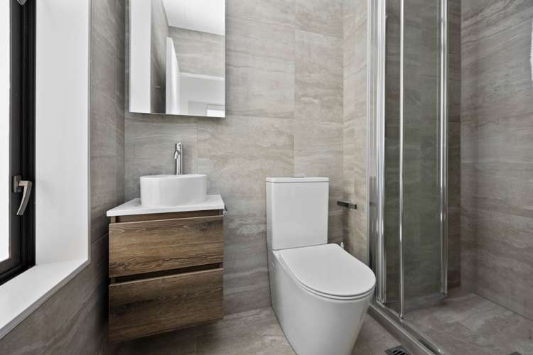 2/412 Great North Road_4