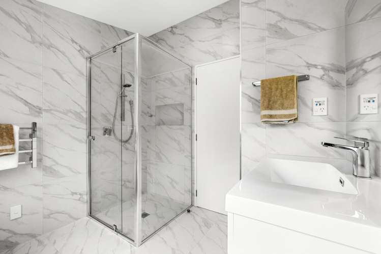 1180 East Coast Road Redvale_26