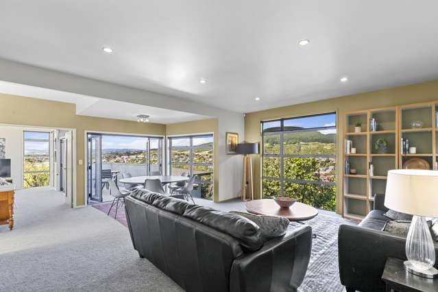 27a Fyvie Avenue Tawa_4