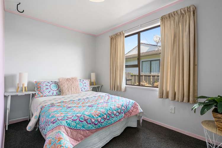 6 Sargeson Place Leamington_13