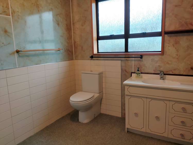 2 Athenry Road Alexandra_6