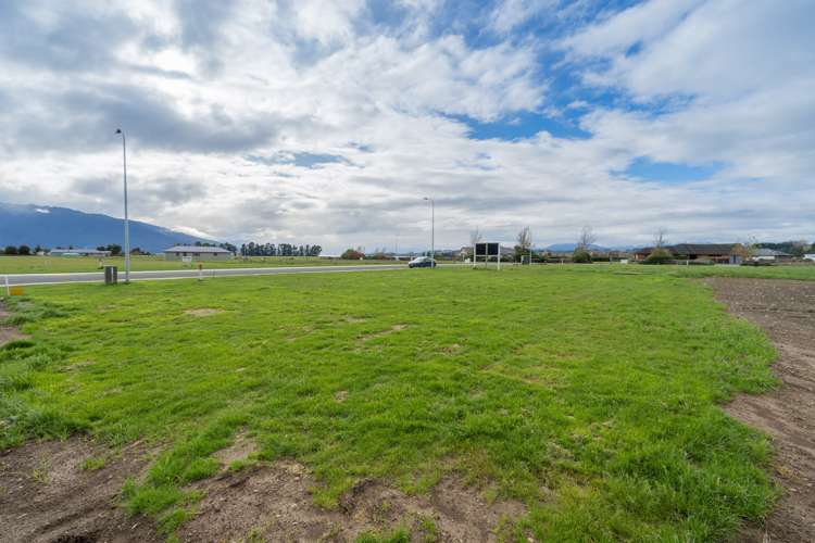 1 Tukare Loop Te Anau_4