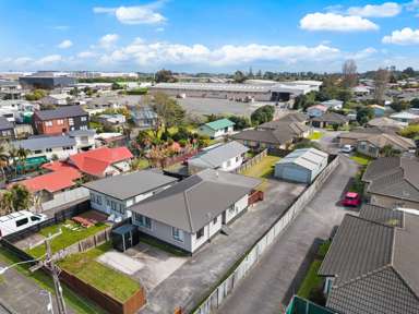141 Wyllie Road_1