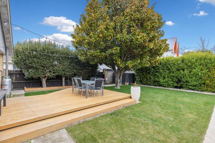 5 Bassett Street Burwood_11