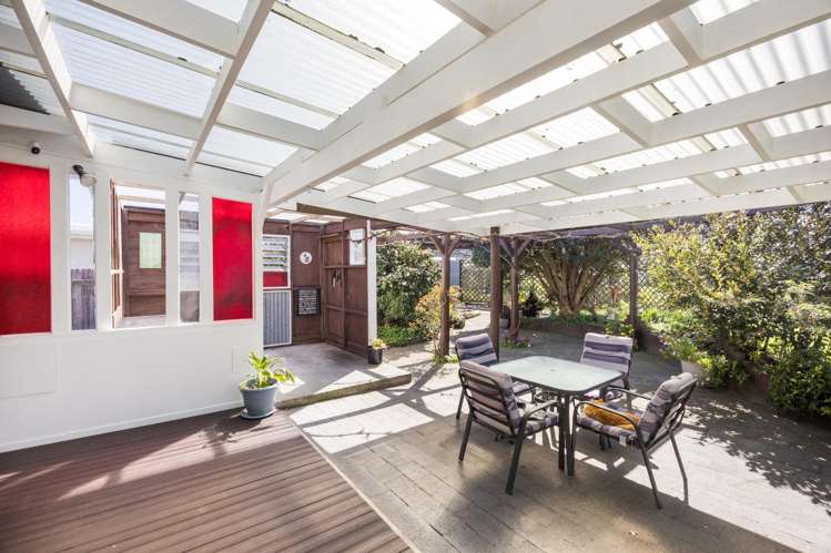9 Chrystal Street Foxton Beach_12