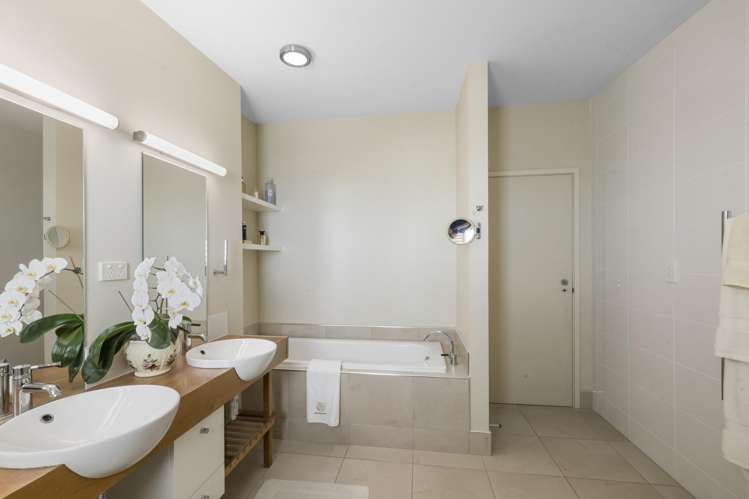 18/4 Buller Street New Plymouth_11
