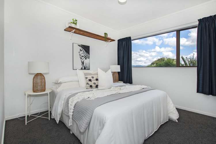 56 Raumati Crescent Onerahi_14