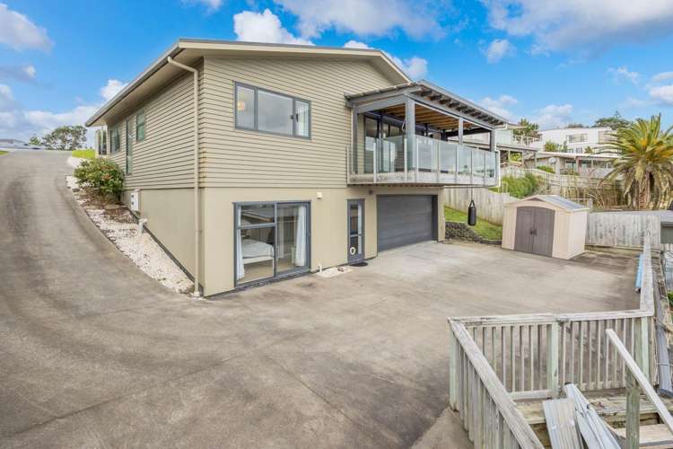 3 Roberts Road Tindalls Beach_15