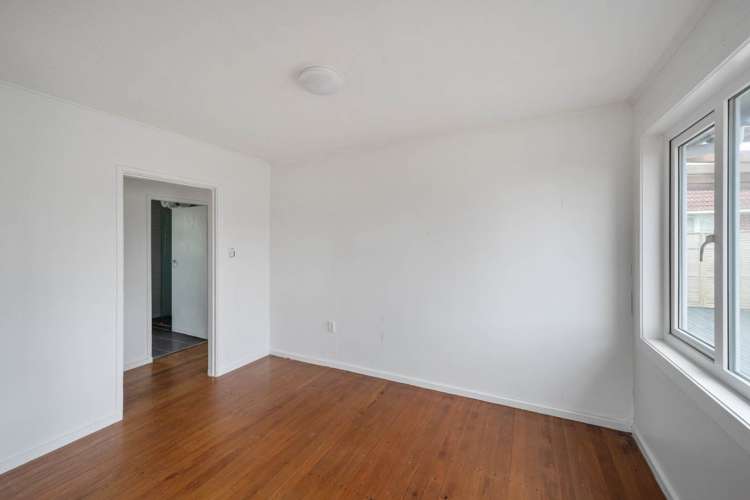 9 Larsen Road Panmure_14