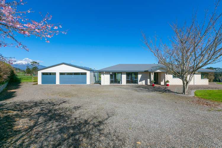 930 Upland Road Egmont Village_22