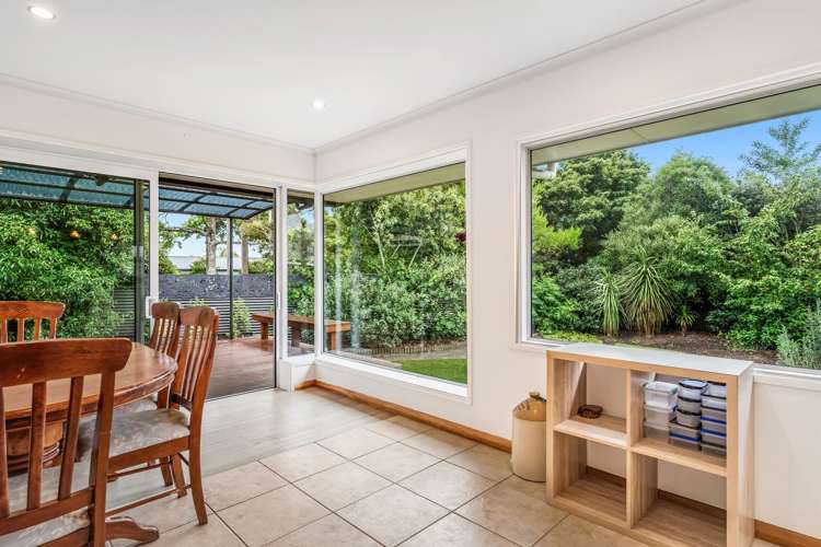 10 Neale Avenue Stoke_11