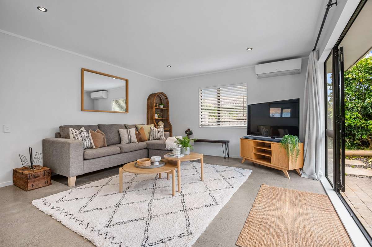 2/10 Lonsdale Street_1