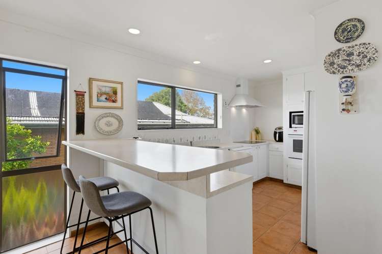 2 Geoffrey Road Torbay_10