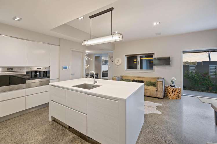 151 Pah Road Cockle Bay_9