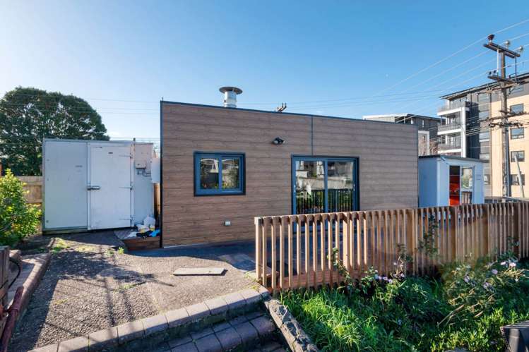 1/174 Lake Road Northcote_17