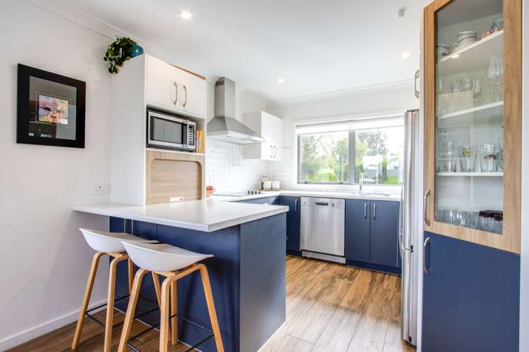 548 Lyndhurst Road Frimley_6