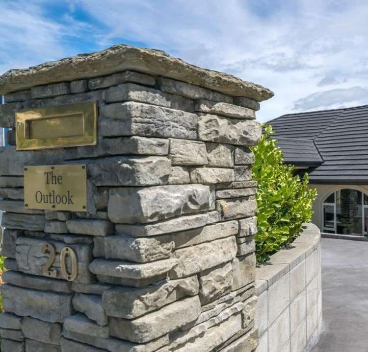 20 Pine Hill Rise Fairhall_18