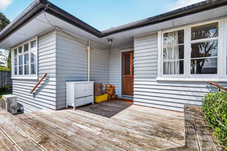 2/14 Laughton Street Taupo_17