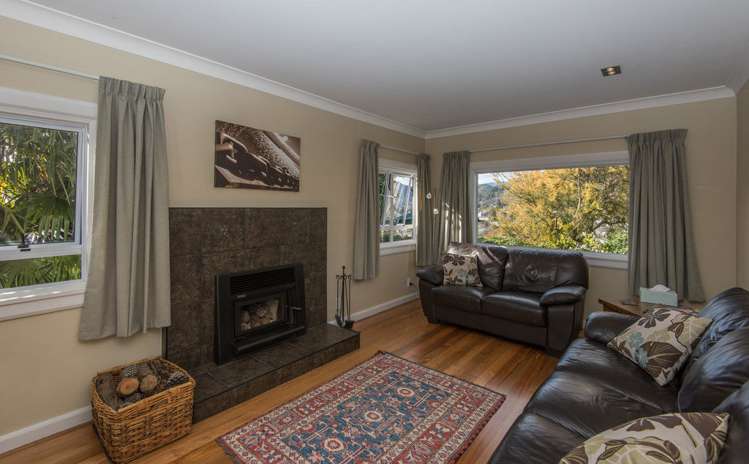 24 Jenner Road Toi Toi_3