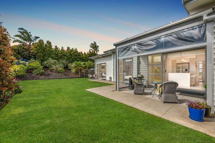 6 Lydiard Place Beachlands_25