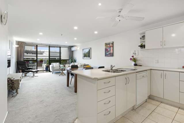 Chic City Living by the Coast