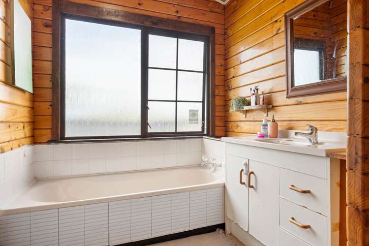 123 Botany Road Botany Downs_18