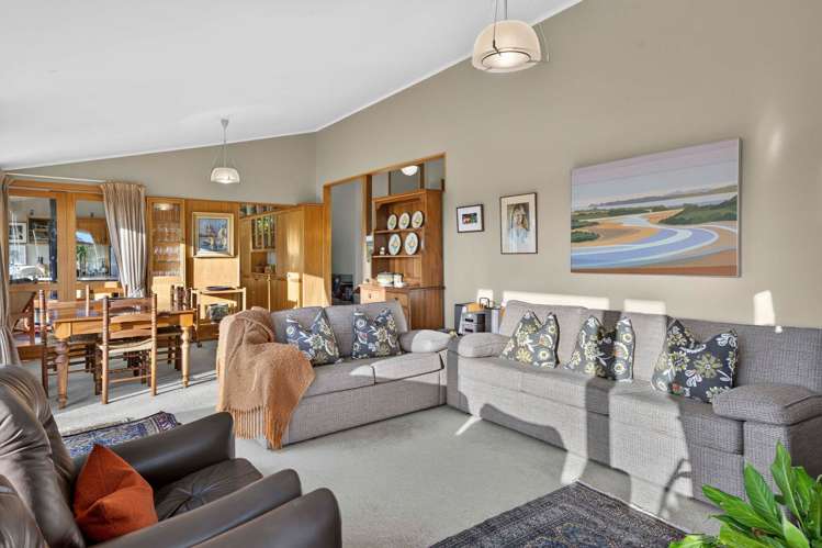 45 Sayegh Street St Heliers_15
