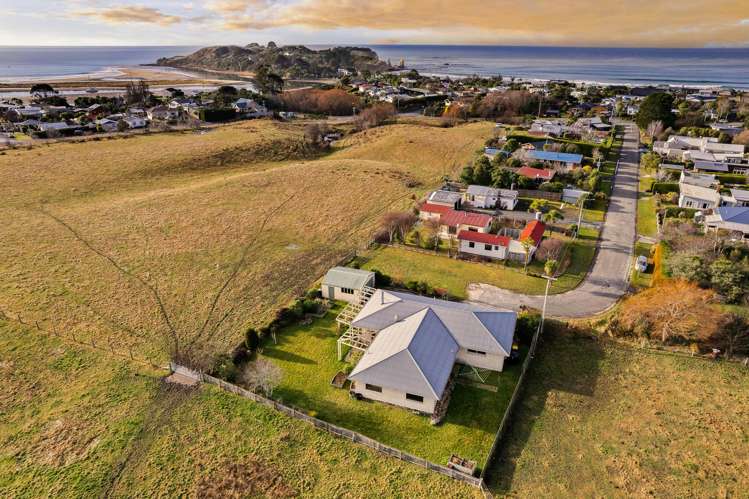22 Halkirk Street Karitane_27