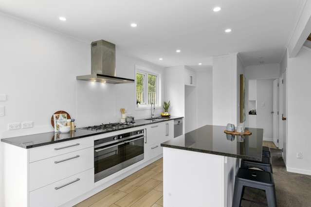 13 Invercargill Drive Kelson_2