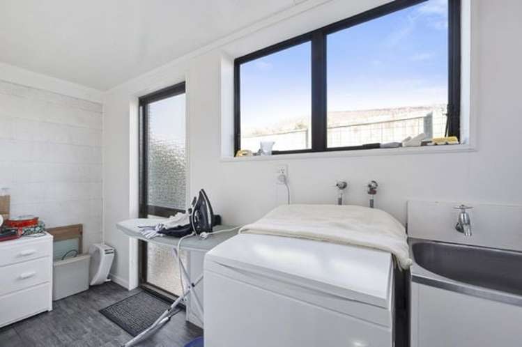 152A Ranolf Street Glenholme_7