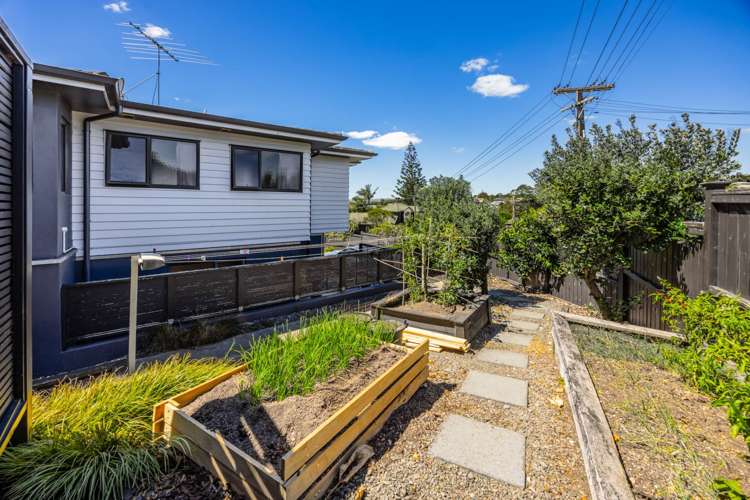 58 Churchill Road Cockle Bay_11