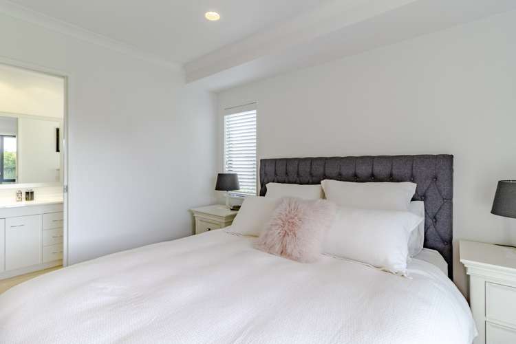 17 Pania Place Poraiti_19