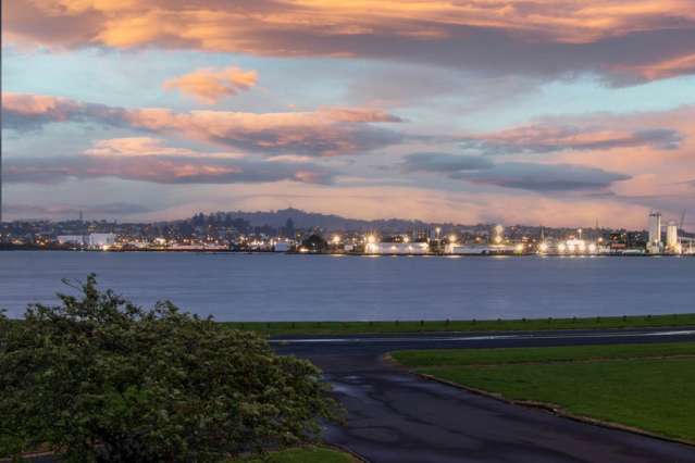 18 Kiwi Esplanade Mangere Bridge_4