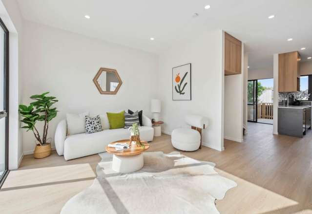 67 Highland Park Drive Botany Downs_3