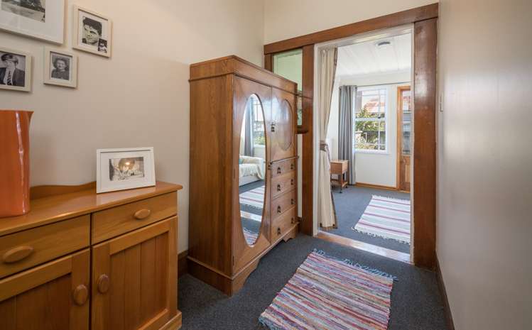 2/130 Queen Street Richmond_13