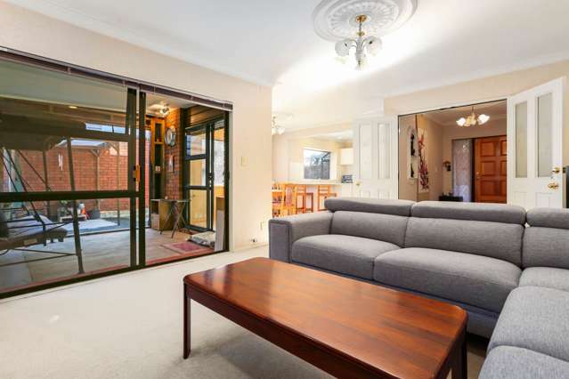 2/4 Alpers Avenue Epsom_1