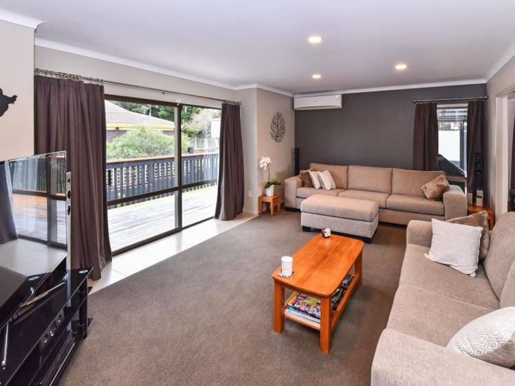 7 Idesia Place Totara Heights_12